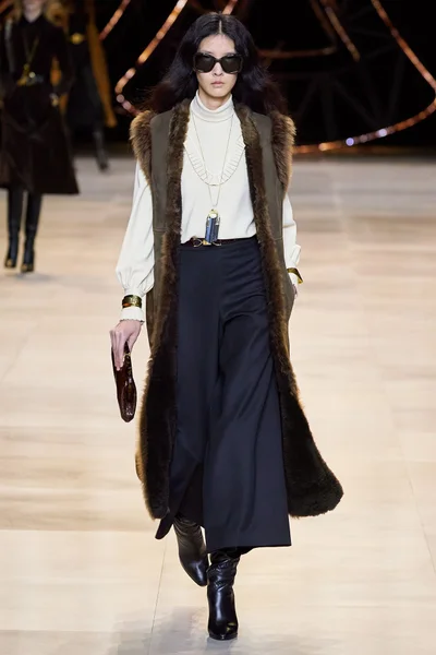 Look 58
